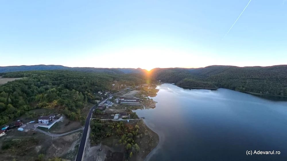 Lacul Cinciș din Hunedoara, revitalizat după modernizarea șoselei de acces