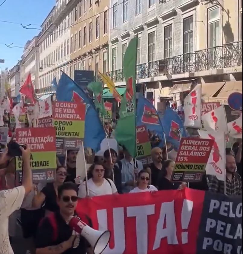 Lisabona: zeci de mii de oameni au protestat împotriva scumpirilor și a crizei locuințelor