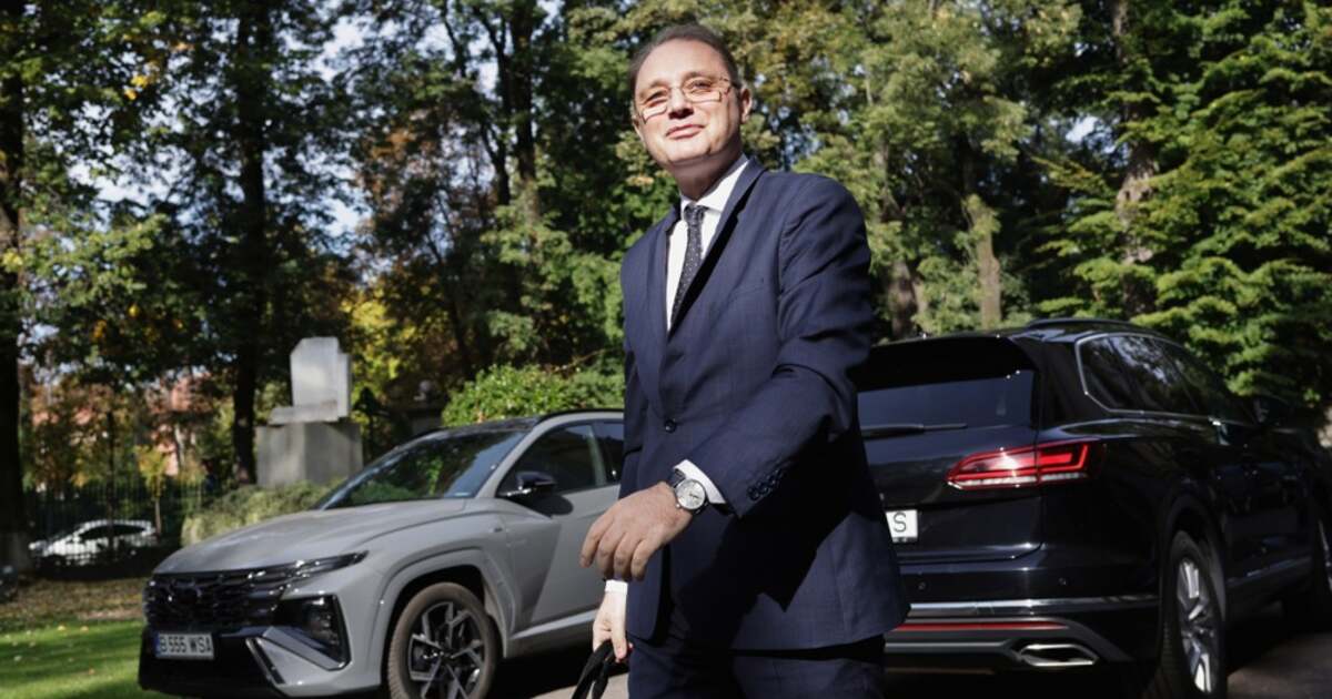 Luca Niculescu continuă consultările pentru formarea viitorului Guvern, cu întâlniri la Parlament și Senat