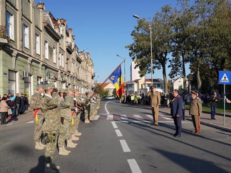 Lugoj: ceremonie militară și religioasă de Ziua Armatei României, duminică, în Piața Iosif Constantin Drăgan