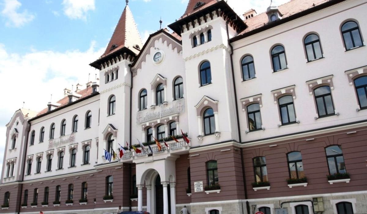 Lugoj: Consiliul Local convocat în ședință extraordinară pe 20 octombrie 2026, ora 12.00