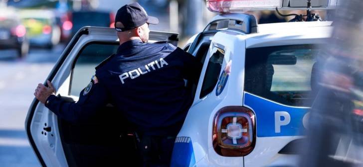Lugoj: s-a dat drept polițist, a vrut să amendeze un șofer și a ajuns în arest