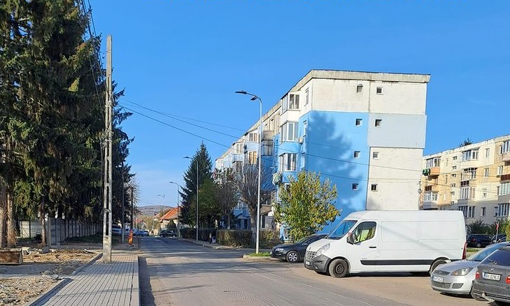 Luni: Lucrări de remediere pe strada Azotului din Făgăraș. Șoferii sunt sfătuiți să circule cu prudență