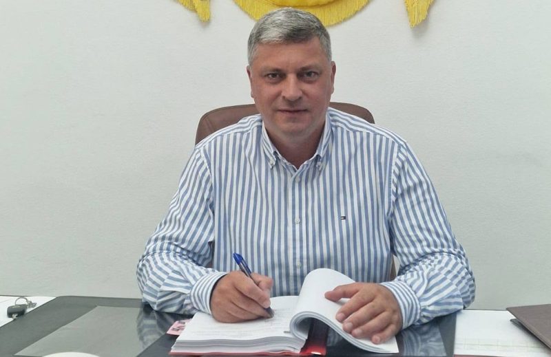 Lupeni: 7 noi contracte semnate pentru eficientizarea energetică a unor blocuri de locuințe