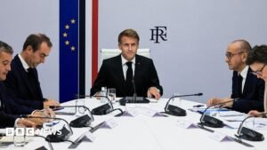 Macron cere calm în Franța și avertizează că revoltele nu trebuie să escaladeze