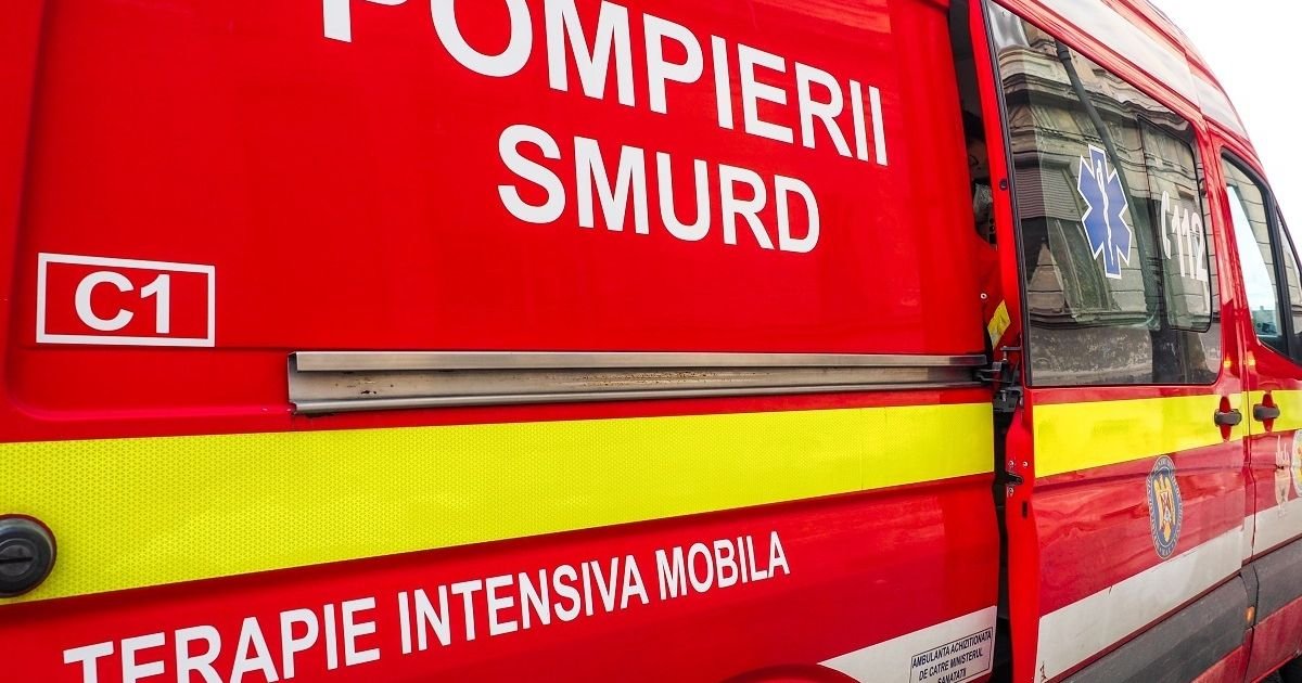 Mediaș: accident pe Șoseaua Sibiului, două persoane transportate la spital, printre care o fată de 14 ani