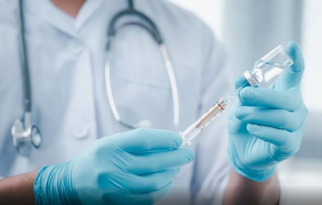 Medicii de familie cer vaccinarea antigripală: doar 6,9% dintre români s-au vaccinat anul trecut