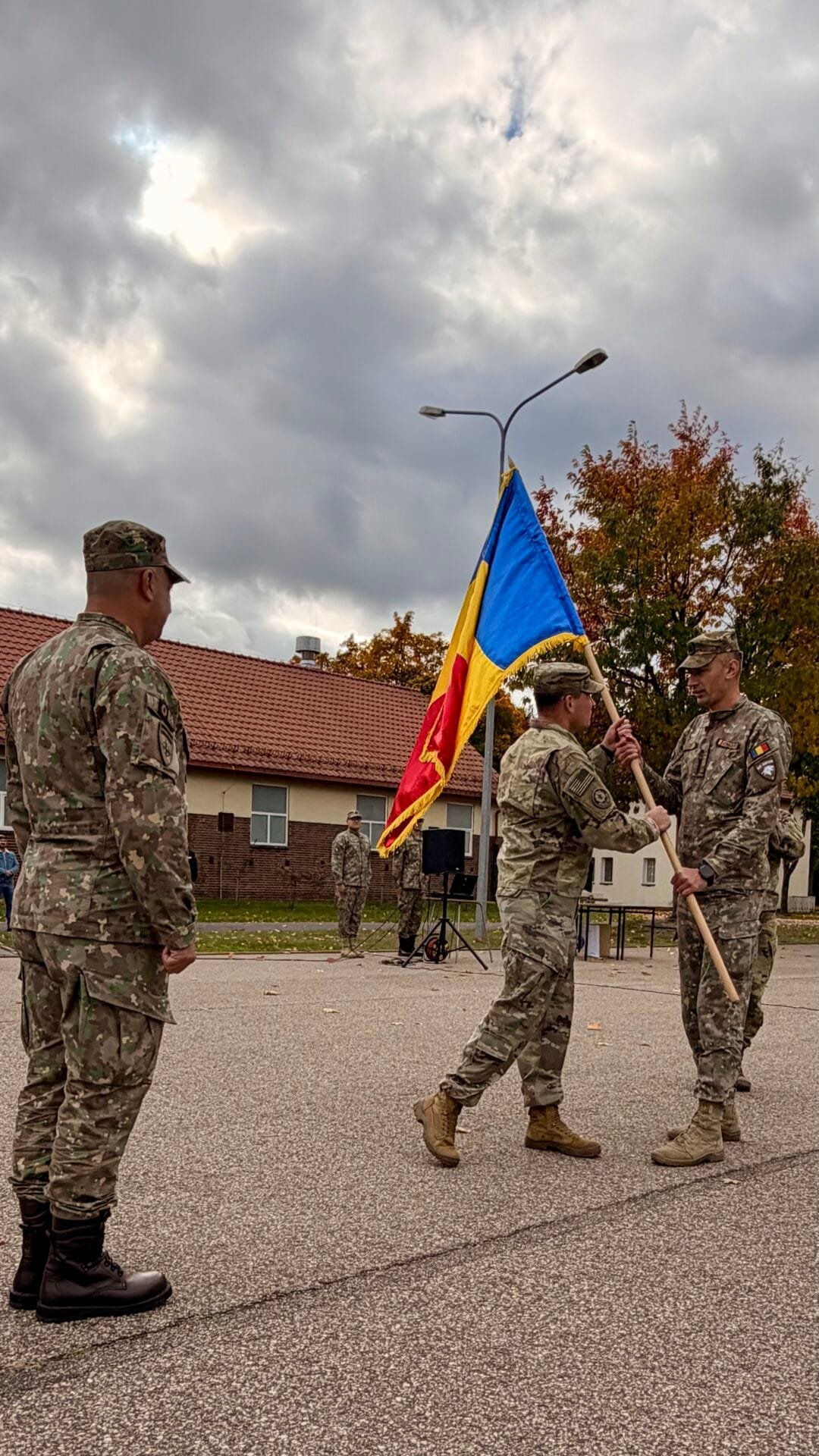 Militarii din Turda preluează misiunea românească din Grupul de Luptă NATO din Polonia