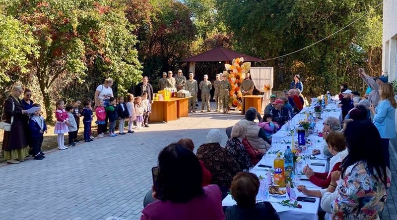 Militarii lugojeni au adus bucurie seniorilor de la Complexul „Sfântul Nicolae”