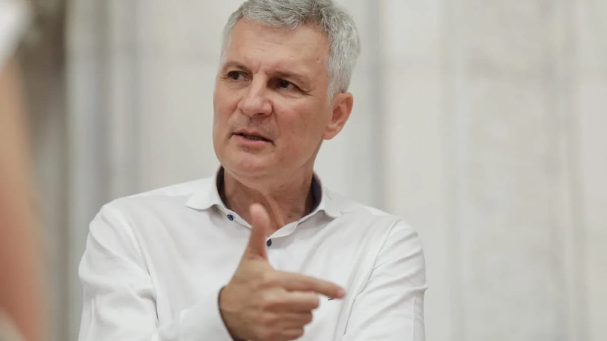 Ministerul Economiei: Zamfir cere demisia secretarei generale Adriana Miron, după prelungirea mandatului