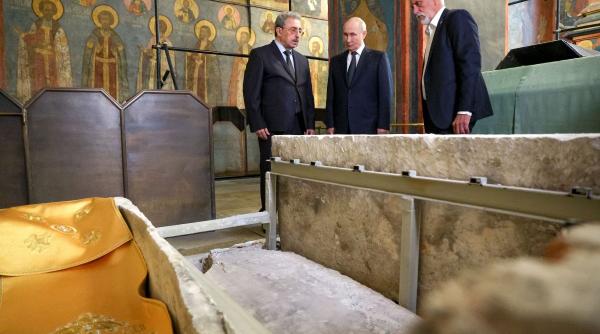 Moaștele la care s-a rugat Putin, pierdute de ruși în Donețk. Relicvele au fost trimise pe front pentru a-i „încuraja” p
