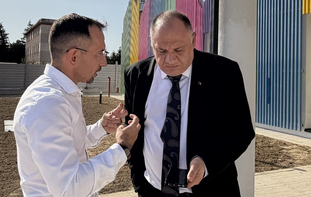 Moldova Nouă: Adrian Torma acceptă încetarea mandatului de primar, fără să atace ordinul prefectului