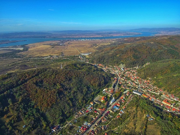 Moldova Nouă intră în cursa pentru stocare de energie, cu un proiect de 9 milioane de lei aprobat