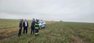 Moșești, Buzău: resturi care ar putea proveni de la o dronă, verificate de MApN și SRI