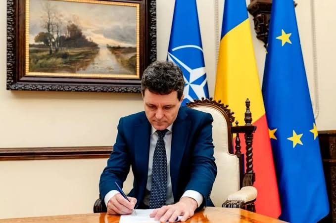 Nicușor Dan a promulgat legea anti-SLAPP, care protejează jurnaliștii și activiștii de procesele de intimidare