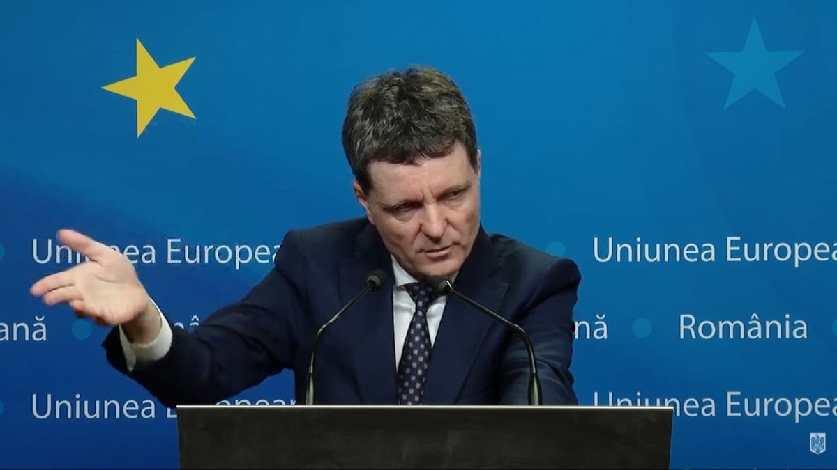 Nicușor Dan a trimis Parlamentului, spre reexaminare, legea privind performanța energetică a clădirilor
