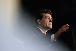 Nicușor Dan: România rămâne fermă, se apără și descurajează extinderea războiului, scrie în presa americană