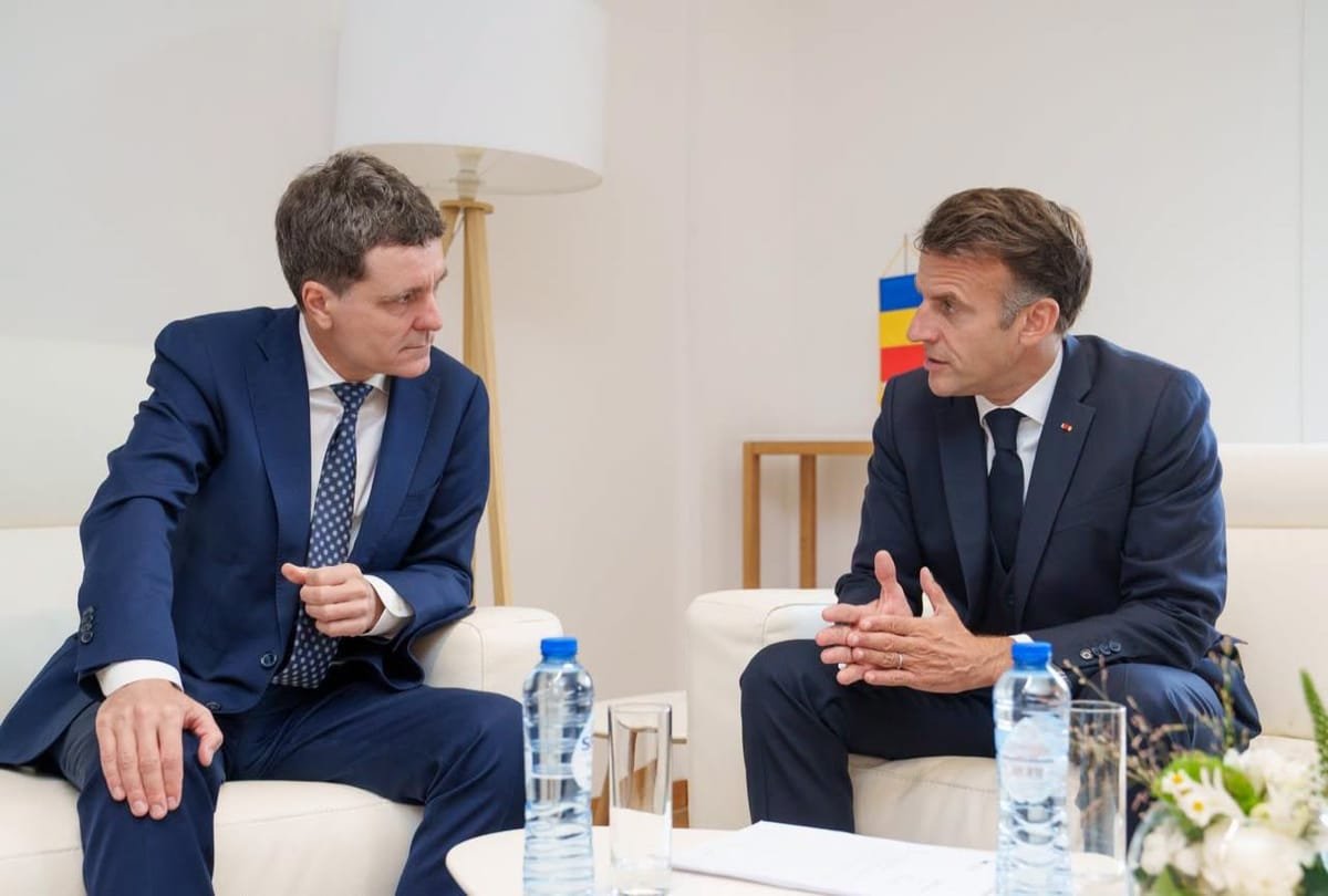 Nicușor Dan și Emmanuel Macron, despre siguranța navigației în Marea Neagră după atacuri cu drone