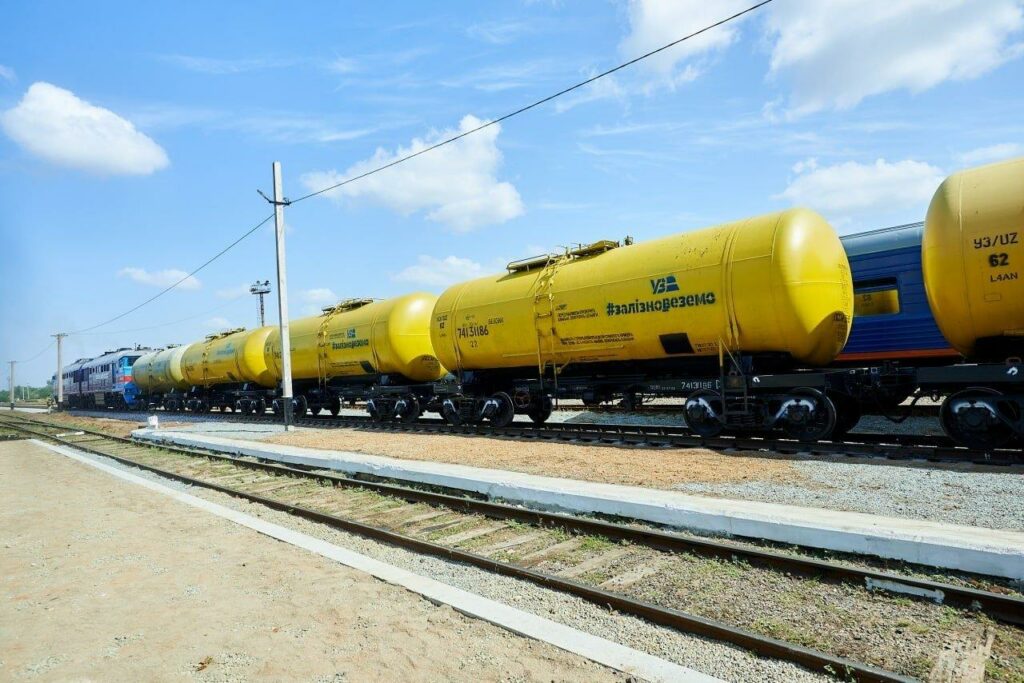 Nori negri. SUA amenință Europa cu interzicerea exporturilor de motorină-surse