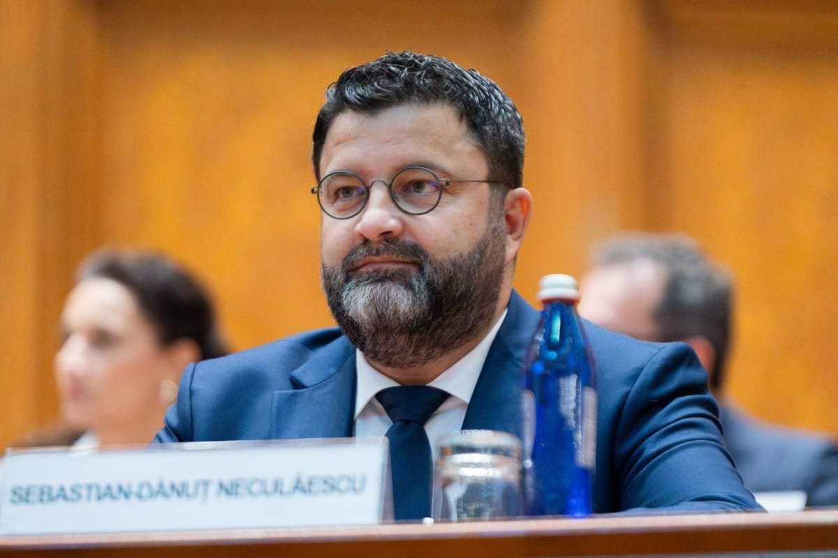 Noul ministru de Externe, Dan Neculăescu, promite că va vorbi des despre importanța Mării Negre