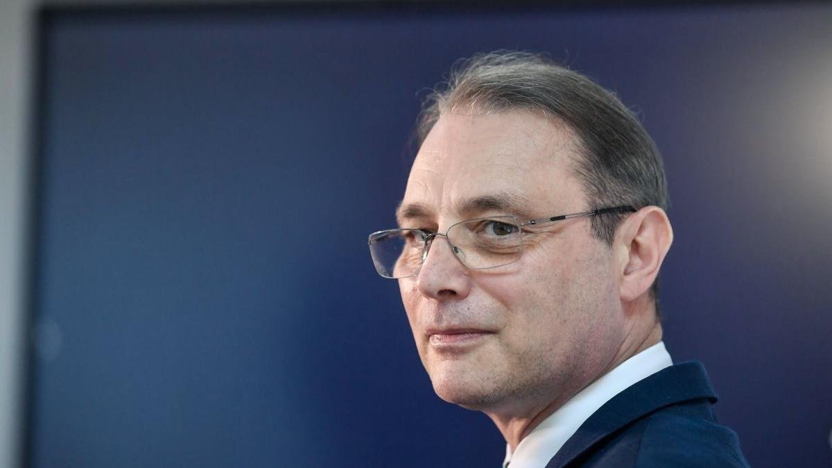 Noul premier Luca Niculescu nu anunță creșterea taxelor în 2027, dar nici nu o exclude