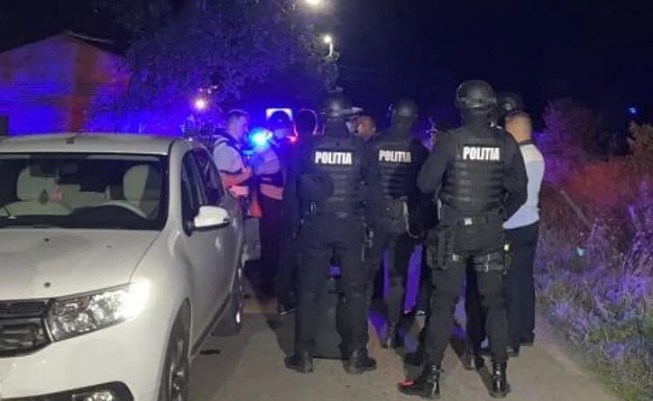 Obreja: bătaie generală între mai mulți bărbați la un festival, mai multe persoane au ajuns la spital