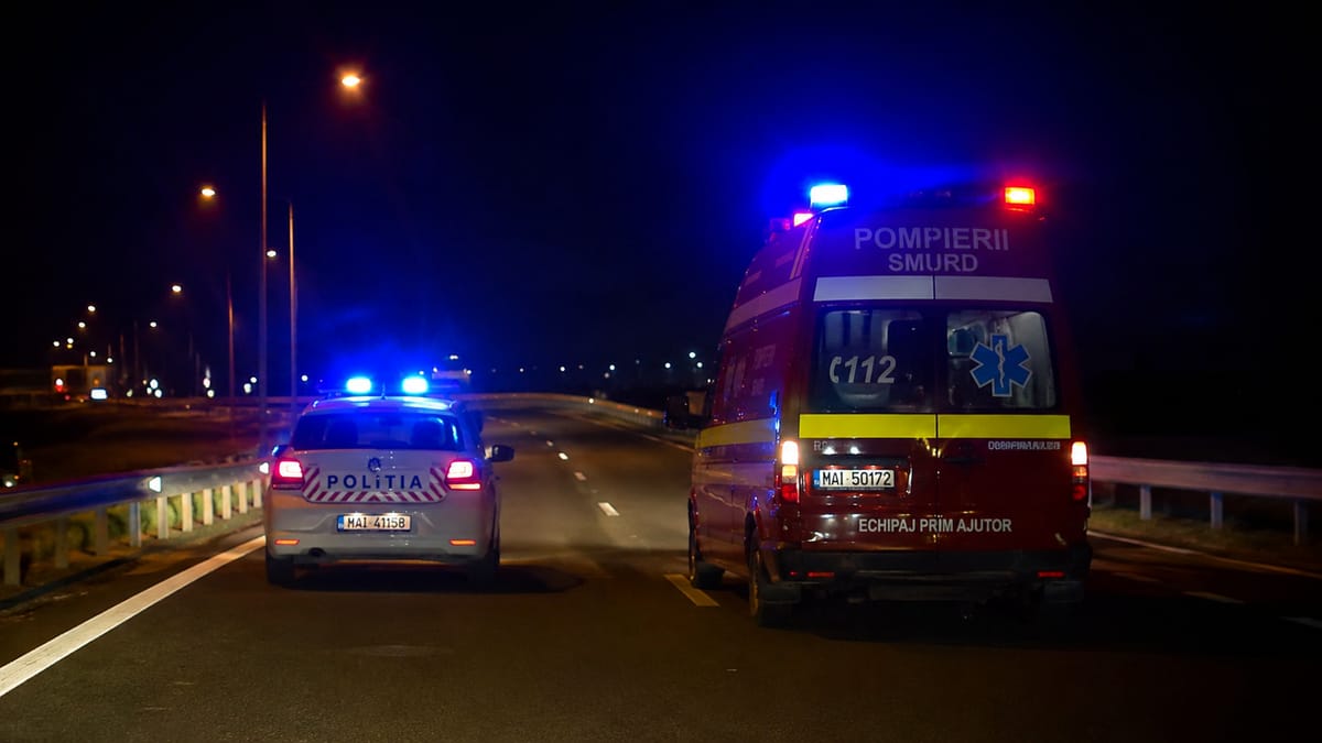 Oradea: accident pe Calea Aradului, o femeie și doi adolescenți, transportați la spital