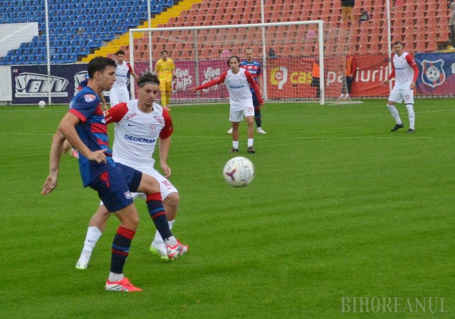 Oradea: FC Bihor a învins FC Bacău 1-0 pe ploaie, cu un penalty al lui Ioan Filip