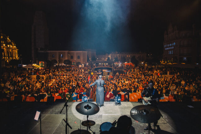 Oradea găzduiește FestiFall 2026: trei zile de concerte gratuite, spectacole aeriene și evenimente în oraș