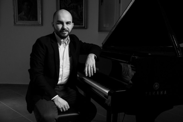 Orchestra de Cameră a Vienei, alături de pianistul Ioan-Dragoș Dimitriu, pe scena Sălii Radio