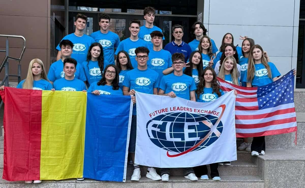 Până la 70 de burse FLEX pentru elevii români care vor să studieze un an în SUA. Selecția pentru 2027-2028 începe în noi