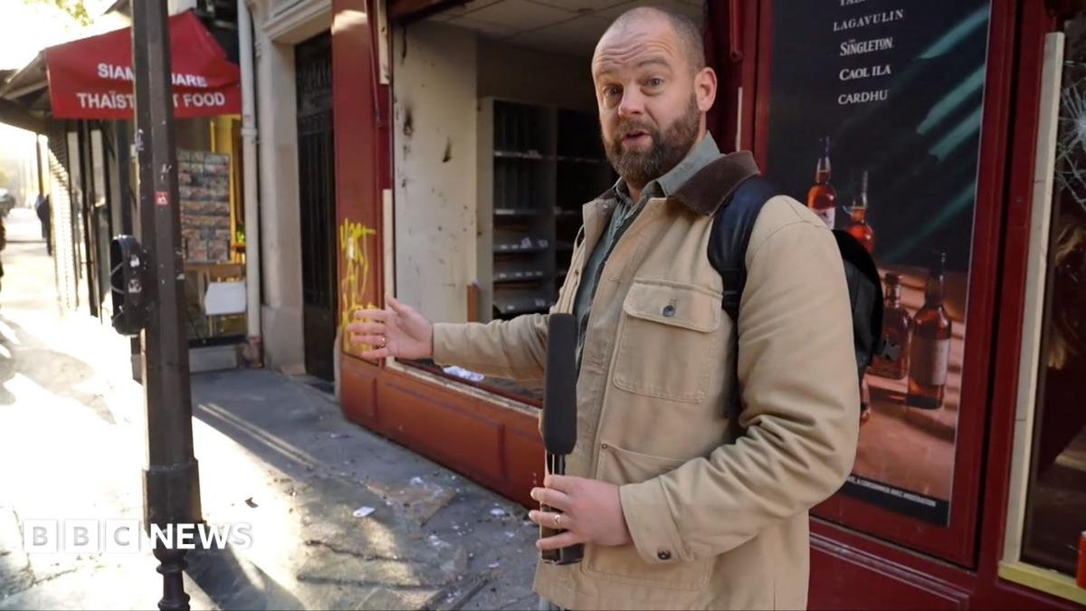 Parizienii se trezesc cu daune de pe urma protestelor și magazine jefuite