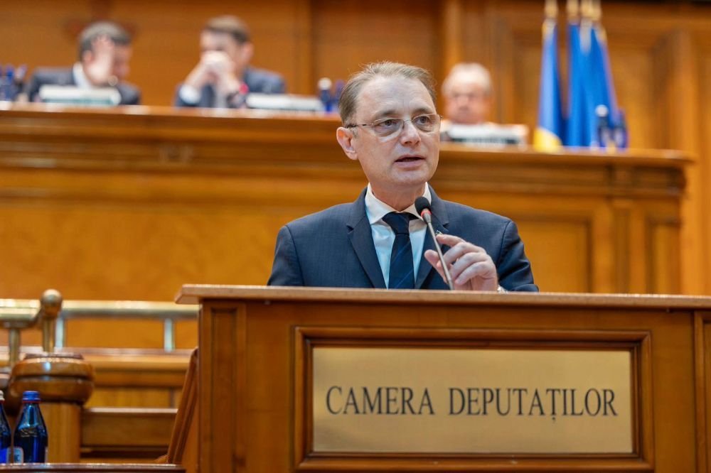 Parlamentul a învestit Guvernul Luca Niculescu, cu 280 de voturi pentru și 58 împotrivă