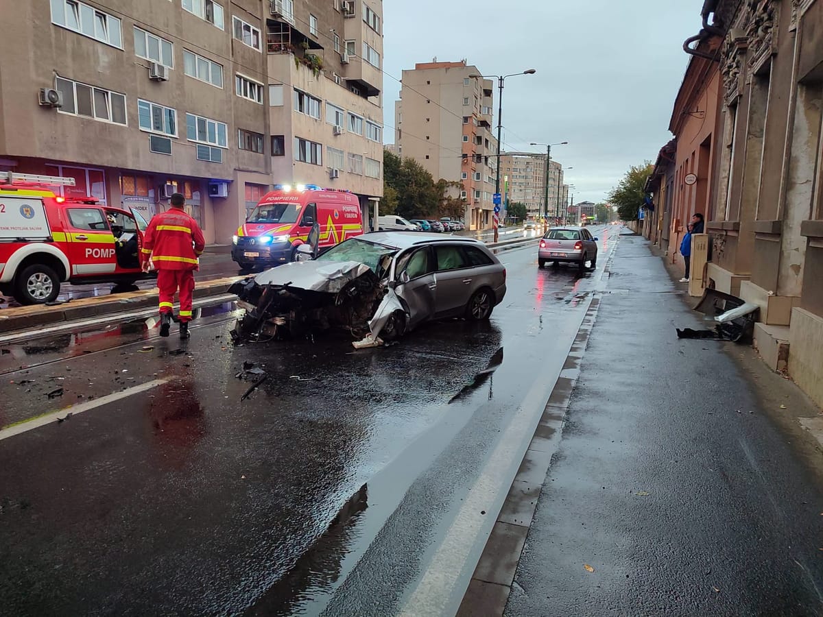 Pe Calea Dorobanților, un tânăr băut a provocat un accident fără victime; dosar penal pentru alcool la volan