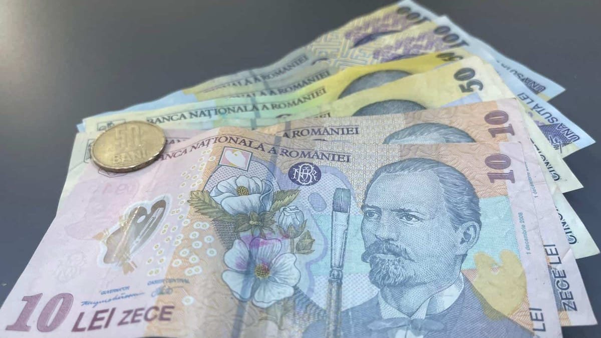 Pensionarii cu venituri de cel mult 3.000 de lei primesc în decembrie 2026 ajutor de 300, 400 sau 500 de lei