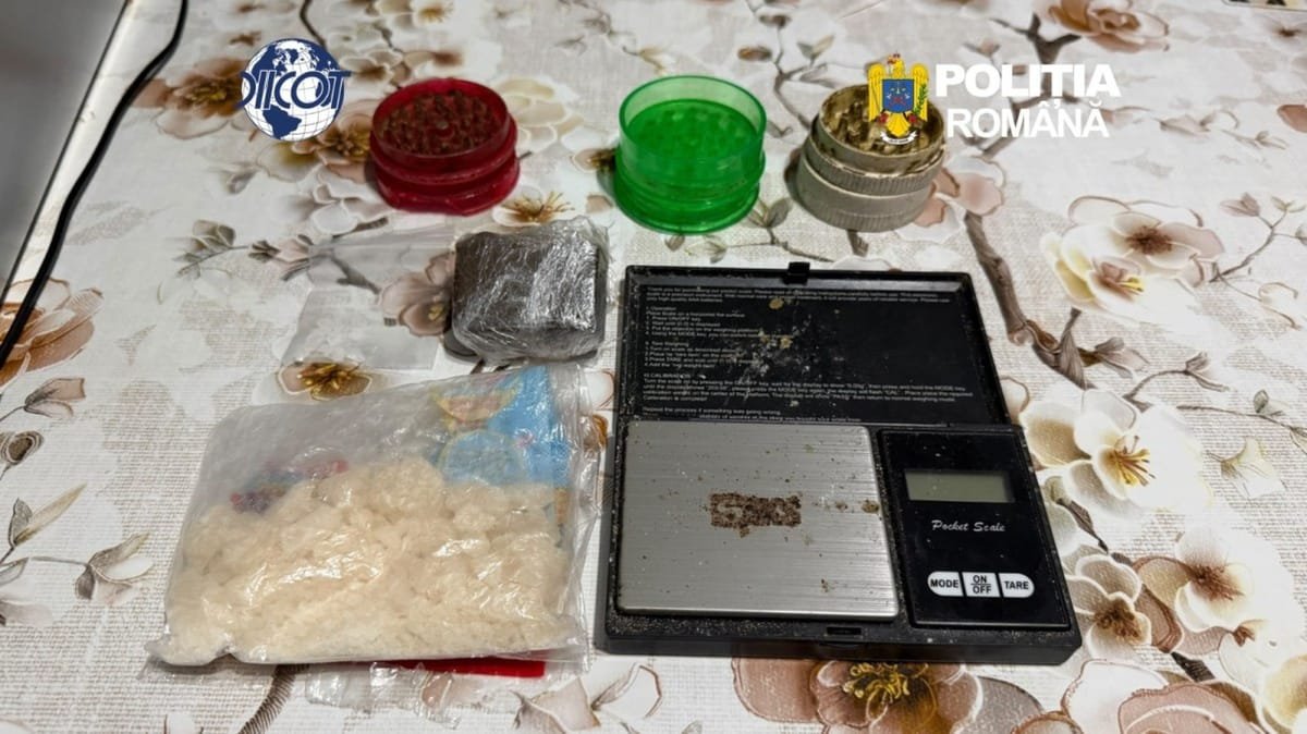 Percheziții antidrog în Alba Iulia, Sebeș, Cut și Daia Română; cinci persoane reținute de DIICOT
