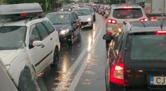 Peste 30 de propuneri pentru reducerea zgomotului din Cluj, trimise Primăriei; cer dezbatere publică