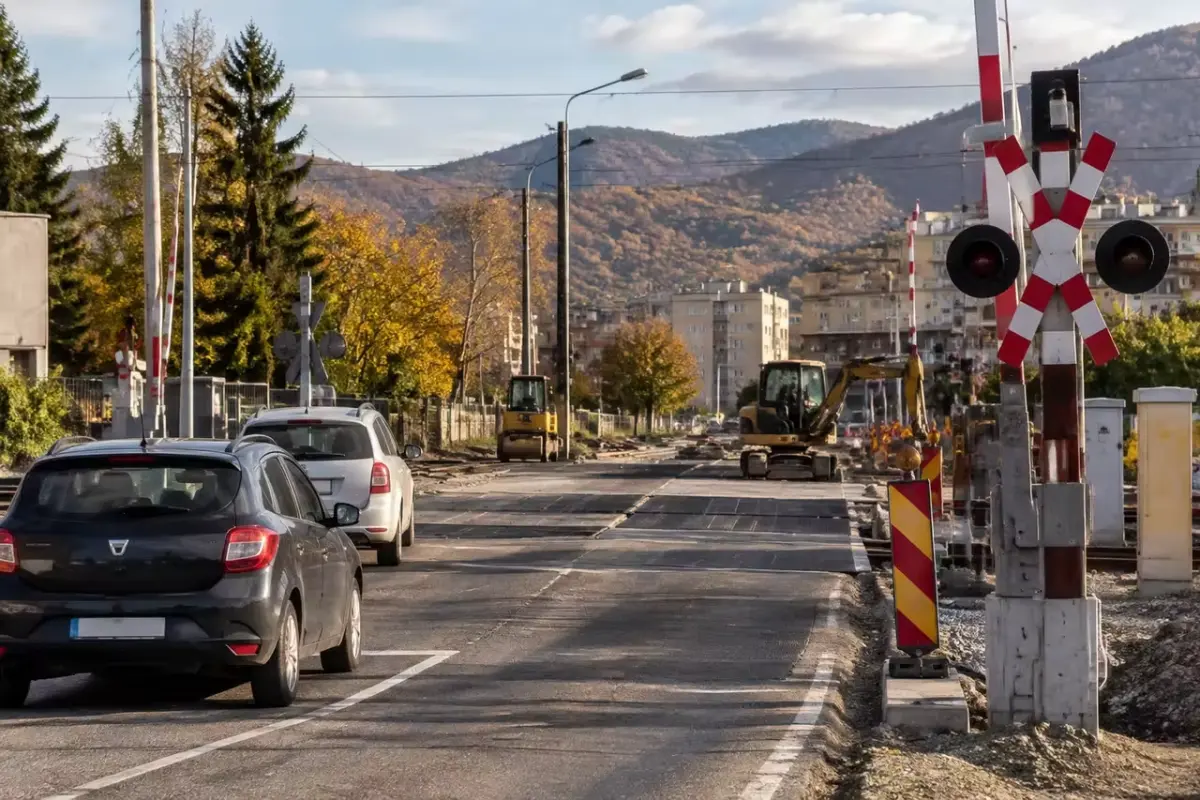 Petroșani: lucrări la trecerea feroviară de pe Timișoara, traficul poate fi îngreunat până în noiembrie