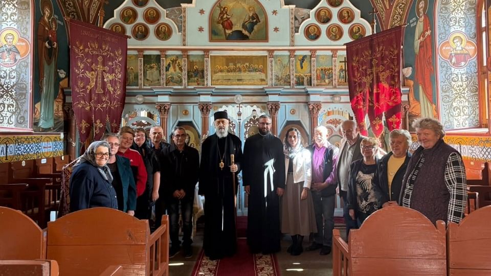 Poiana Ampoiului: Arhiepiscopul Irineu a făcut o vizită pastorală la parohia din localitate