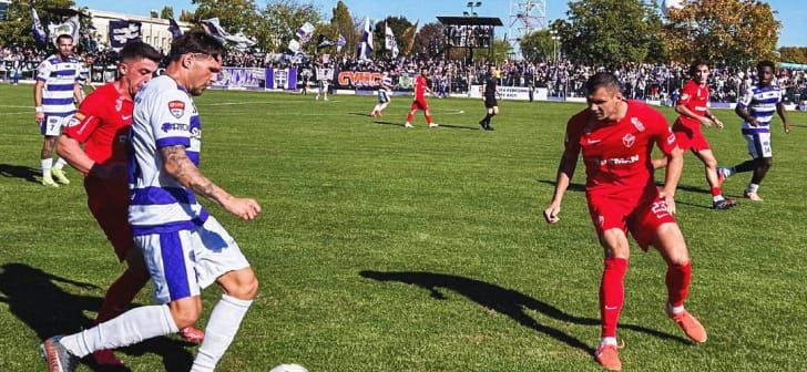 Politehnica Timișoara învinge FC Bacău 1-0 și ajunge pe primul loc în Liga 2