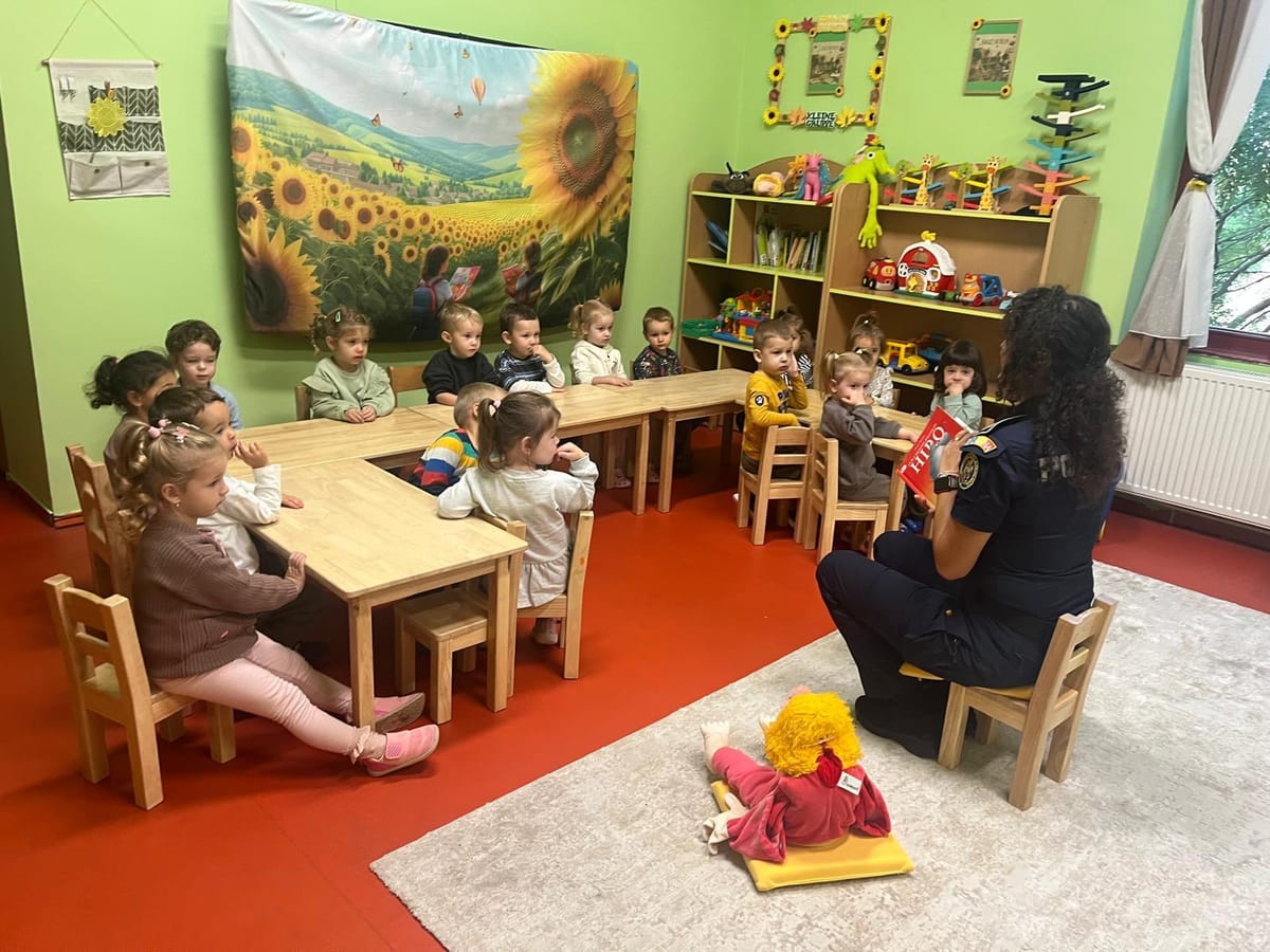Polițiștii lansează proiectul Siguranța între pagini, lectura ca alternativă la violența în școli