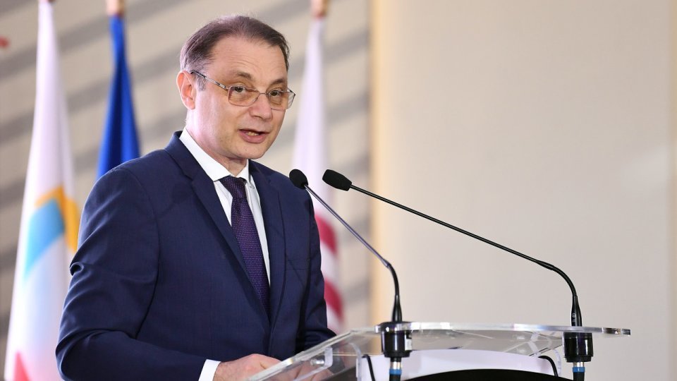 Premierul desemnat Luca Niculescu a încheiat consultările cu partidele politice pentru învestirea guvernului