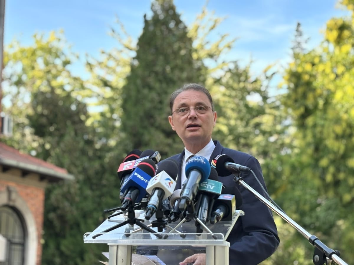 Premierul desemnat Luca Niculescu are consultări luni cu USR, minoritățile naționale și PACE Întâi România