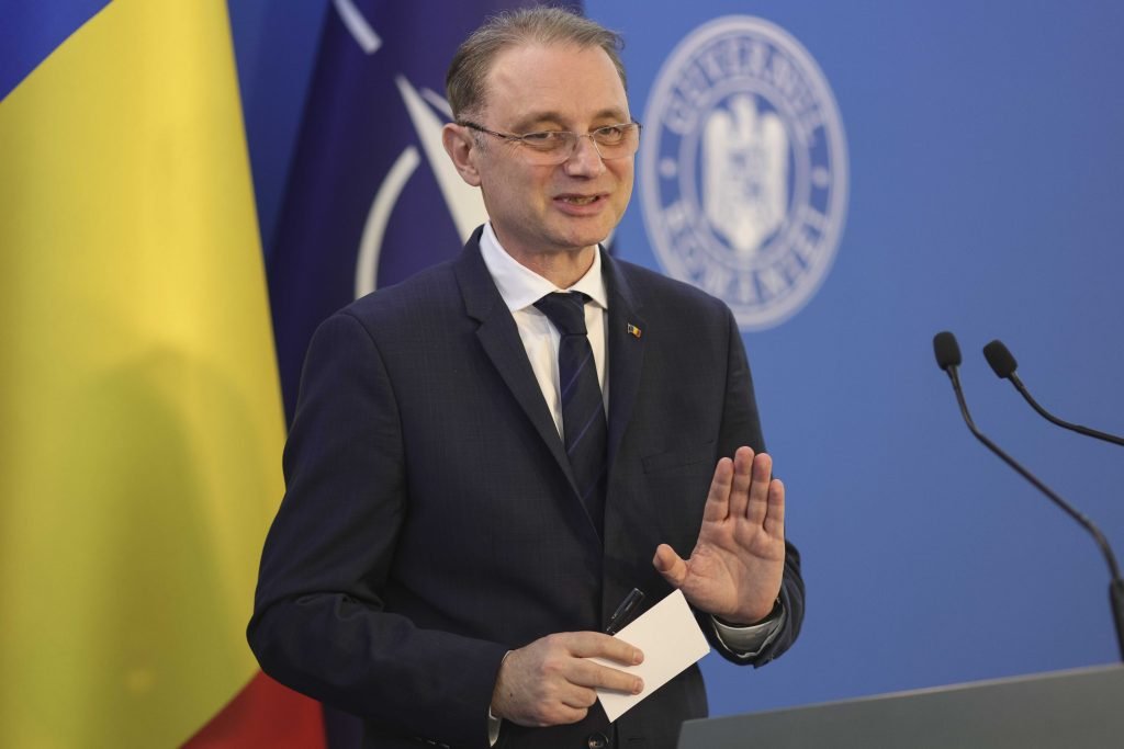 Premierul Luca Niculescu anunță adoptarea rectificării bugetare vineri, după discuția cu Sorin Grindeanu