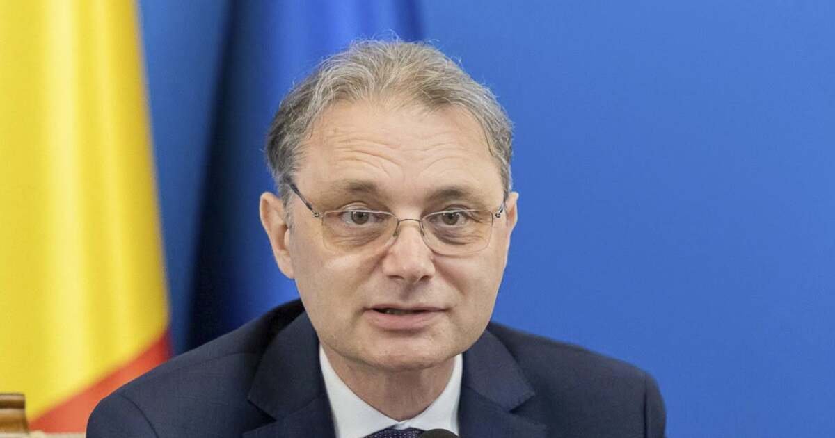 Premierul Luca Niculescu, de Ziua Armatei: trei priorități pentru Apărare, modernizarea Armatei și alianțele