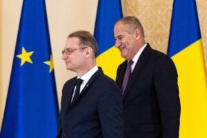 Premierul Luca Niculescu: Guvernul analizează plata a aproximativ 5 miliarde de lei către magistrați