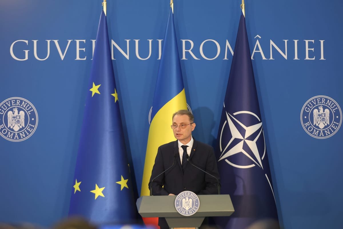 Premierul Luca Niculescu participă la ședință despre siguranța în școli, după atacurile asupra elevilor