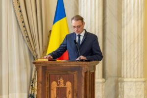Premierul Luca Niculescu preia un guvern dominat de social-democrați: 12 din 18 miniștri