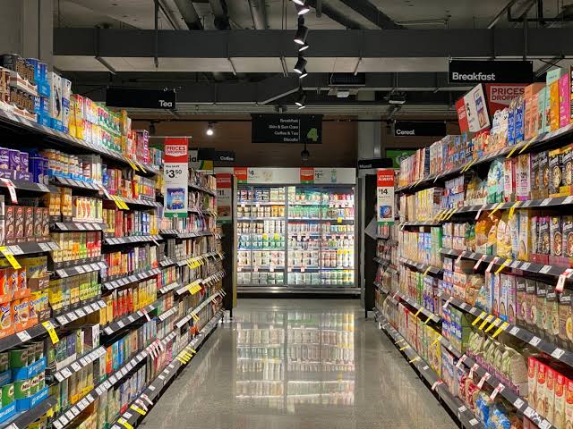 Producătorii români au obligații noi în fiecare piață sub noile reguli UE pe ambalaje