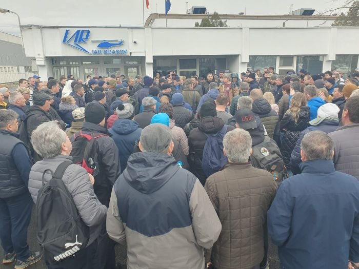 Protest la fabrica de elicoptere IAR Ghimbav